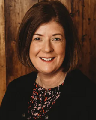 Photo of Kat Salisbury, Psychotherapist, MA, MUKCP