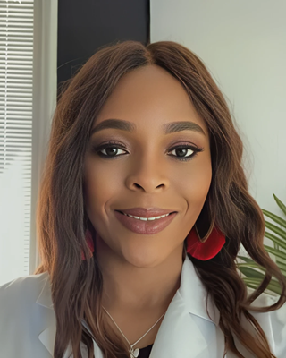 Photo of Esther Aruna, Psychiatric Nurse Practitioner, PMHNP