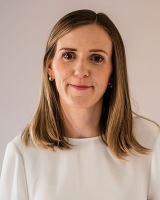 Photo of Claire Dunlop, Psychotherapist, MBABCP