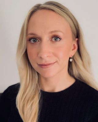Photo of Louisa Greenhill, Counsellor, MBACP