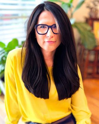 Photo of Lizabeth Belli, Marriage & Family Therapist Associate, MA, AMFT