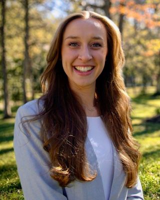 Photo of Sophie May, Lic Clinical Mental Health Counselor Associate, MS, LCMHCA