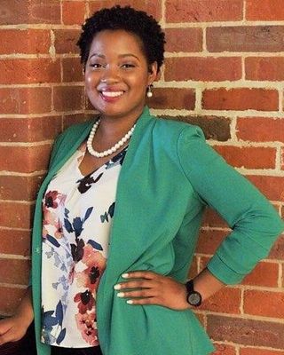 Photo of Karmen Norris, Clinical Social Work/Therapist, LICSW