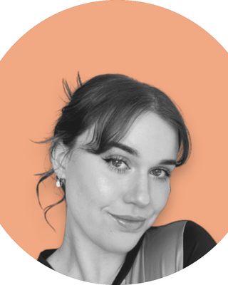 Photo of Kirsten Campbell, Psychotherapist, MA, AThR