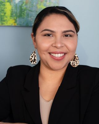Photo of Leticia Perez, Pre-Licensed Professional in 60602, IL