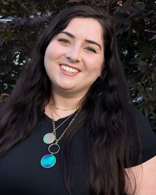 Photo of Elizabeth Hajjar, Clinical Social Work/Therapist, LICSW