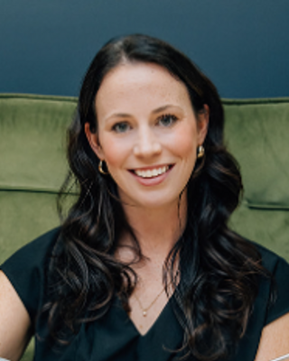 Photo of Lauren Bonner, Certified Nurse Psychotherapist, RPN