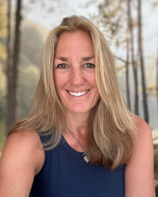 Photo of Susana Louise Perrin, Psychotherapist, MNCPS Acc.