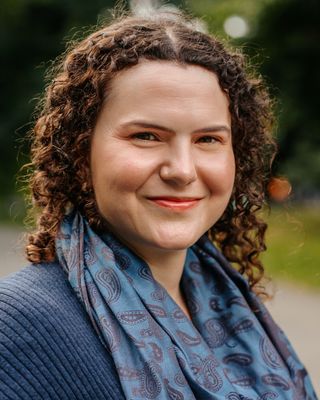 Photo of Elaine Lavin, Psychologist, PsyD