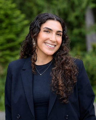 Photo of Jennifer Aghavian, LMSW