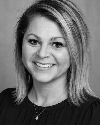 Photo of Laura Allis, Counselor, MS, LIMHP, NCC, SEp