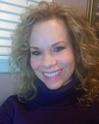 Photo of Theresa Varoz, Psychiatric Nurse Practitioner, MSN, APRN, PMHNP-B
