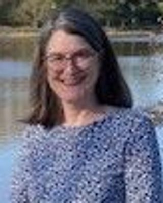 Photo of Elizabeth Lawrenson, Psychotherapist, MBACP