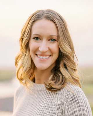 Photo of Karissa Viebeck, Clinical Social Work/Therapist, MSW, LCSW
