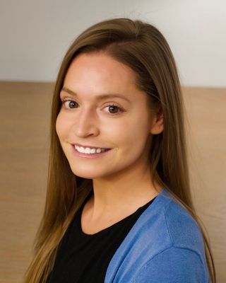 Photo of Katherine Davis, Clinical Social Work/Therapist, MD, LLMSW