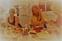 Gallery Photo of Group Mask Making for personal growth