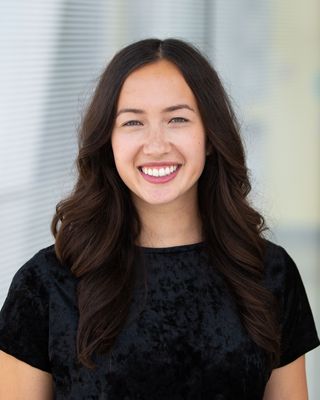 Photo of Dr. Leah Chadwick, Psychologist, PhD, RPsych