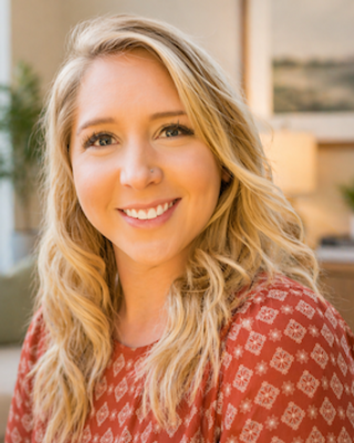 Photo of Leslie Mady, Clinical Social Work/Therapist, LISW-CP
