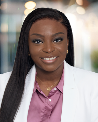 Photo of Boluwaji Iyiola, Psychiatric Nurse Practitioner, PMHNP