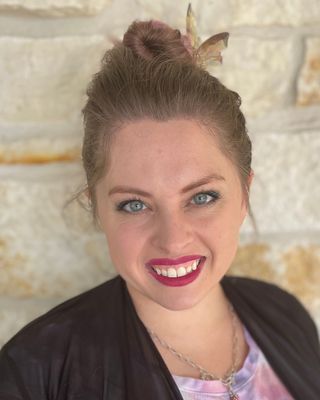 Photo of H. Macae Bairett, Pre-Licensed Professional, LMFT-A