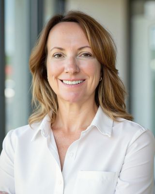 Photo of Carey Gonek, Registered Provisional Psychologist, MA, MACP