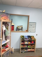 Gallery Photo of Portland Play Therapy room observation window