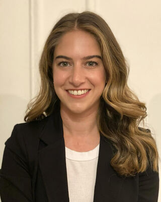 Photo of Daniela Peraino, Counselor in New York, NY