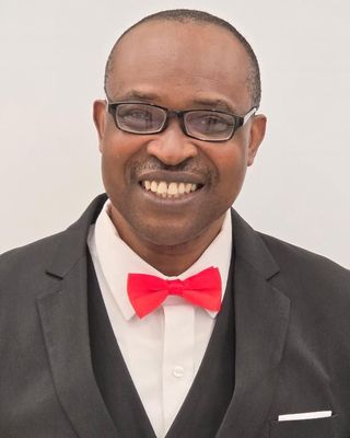 Photo of Dr. John Nwabugwu, Psychiatric Nurse Practitioner, DNP, PMHNP-