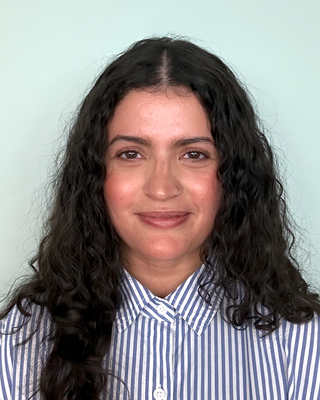 Photo of Nav Sahota-Sestini, Registered Psychotherapist (Qualifying)