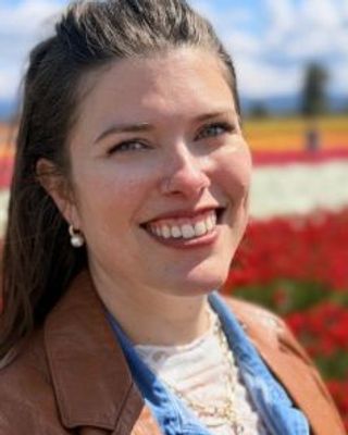 Photo of Lindsey Hompe, Psychiatric Nurse, DNP, PMHNP-B