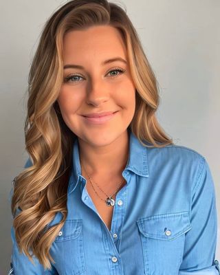 Photo of Lauren Longtoe, MHC-LP