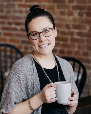 Photo of Corren Handyside, LPC Intern in Saint Louis, MO