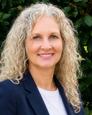 Photo of Louise Nenasheff, Counsellor, PACFA