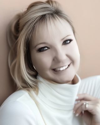 Photo of Niki Saigeon - Art of Healing, LLC.     Niki Saigeon, LCSW, MSW, LCSW, Clinical Social Work/Therapist