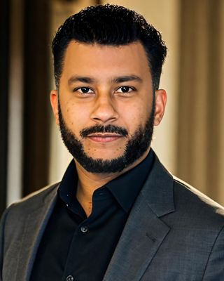 Photo of Shazar Khan, Psychiatric Nurse Practitioner, MSN, PMHNP