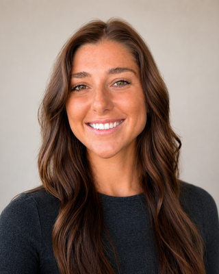 Photo of Maggie McEnerney, Psychiatric Nurse Practitioner, PMHNP