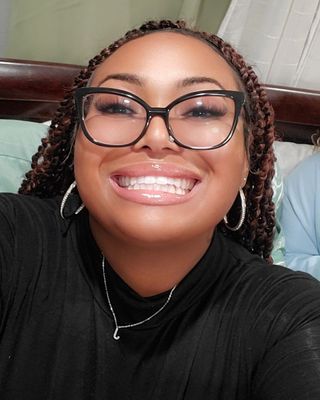 Photo of Naionna N. Johnson, Pre-Licensed Professional