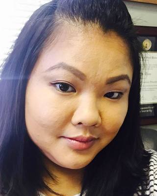Photo of Linda Tran, Licensed Professional Counselor in Bethel, CT