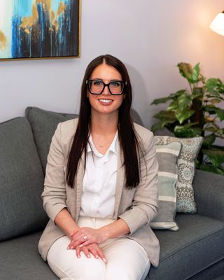 Photo of Lisa M. McRae, Registered Psychotherapist in Ottawa, ON