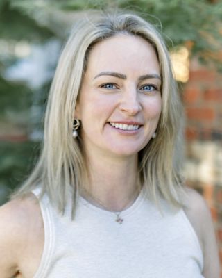 Photo of Darbee Leduchowski, Clinical Social Work/Therapist, AMHSW