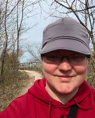 Photo of Dr. Sarah Balser, Clinical Social Work/Therapist, LMSW, MPH, CHES