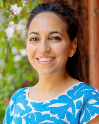 Photo of Shannel Busuioc, Marriage & Family Therapist, MA, MFT