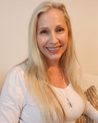 Photo of Maureen Donohue - Maureen Donohue Therapy & Wellness, Clinical Social Work/Therapist, MSW, LCSW