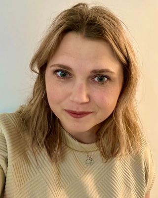 Photo of Julie Saraceno, Clinical Social Work/Therapist, LCSW, RPT