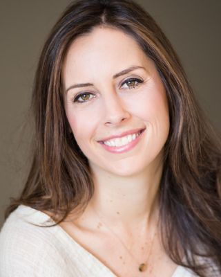 Photo of Lauren Korshak - Lovewell Relationship Therapy , Marriage & Family Therapist, MA, LMFT