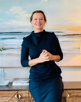 Photo of Petra Samlow, Psychotherapist, MA