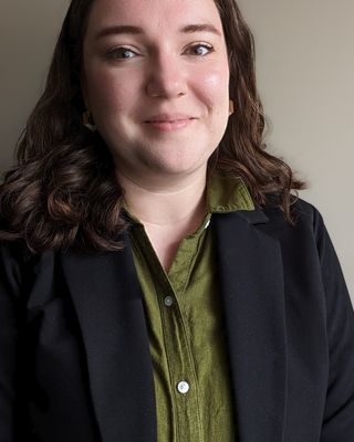 Photo of Carly Chwat, Pre-Licensed Professional, PhD, LP, PsyD