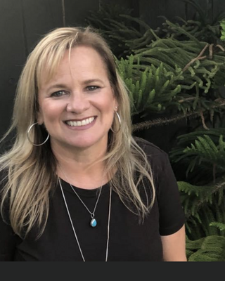 Photo of Kim Gunderson, Marriage & Family Therapist, MS, LMFT