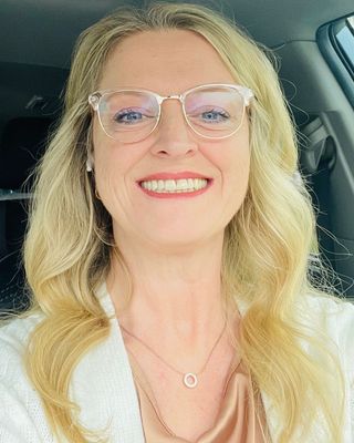 Photo of Elizabeth T LaForce, Licensed Master Social Worker, LMSW