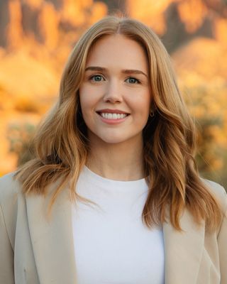 Photo of Dr. Darrian McKiernan, Marriage & Family Therapist, PhD, LMFT, Coach
